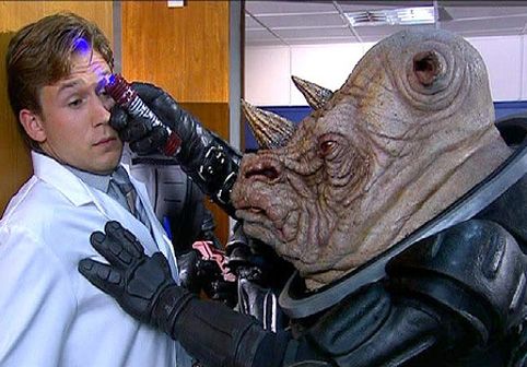 Un Judoon et son scanner